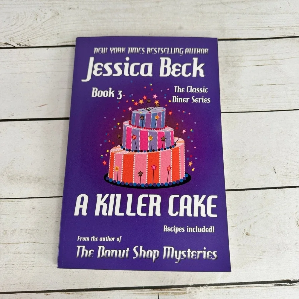 A Killer Cake Jessica Beck 2012‎ First Edition Cozy Mystery Classic Diner Series